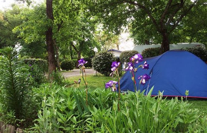 Camping Le Marache 12 - Biganos