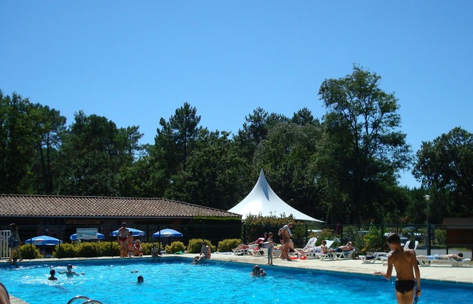 Camping Les Genets 1 - Soulac-sur-Mer